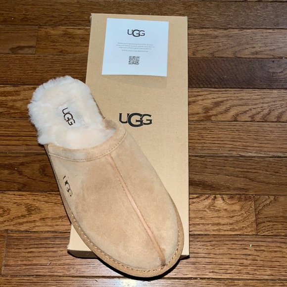 UGG Shoes - UGG Chestnut Pearle UggPlush Lining Scuff Slipers Women’s Size 5 NEW